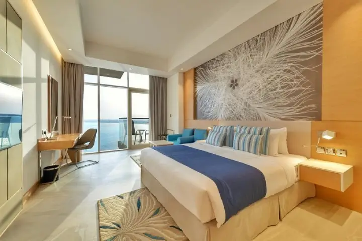 Дубай: Royal Central Hotel & Resort — the Palm