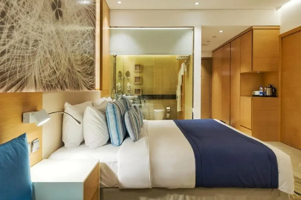 Дубай: Royal Central Hotel & Resort — the Palm