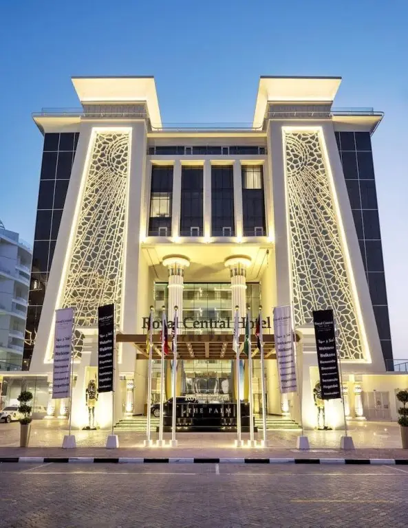 Дубай: Royal Central Hotel & Resort — the Palm