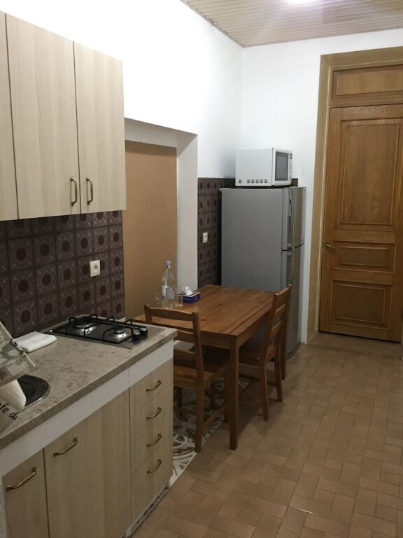 Ереван: Апартаменты и экскурсии Republic Square apt&Tours
