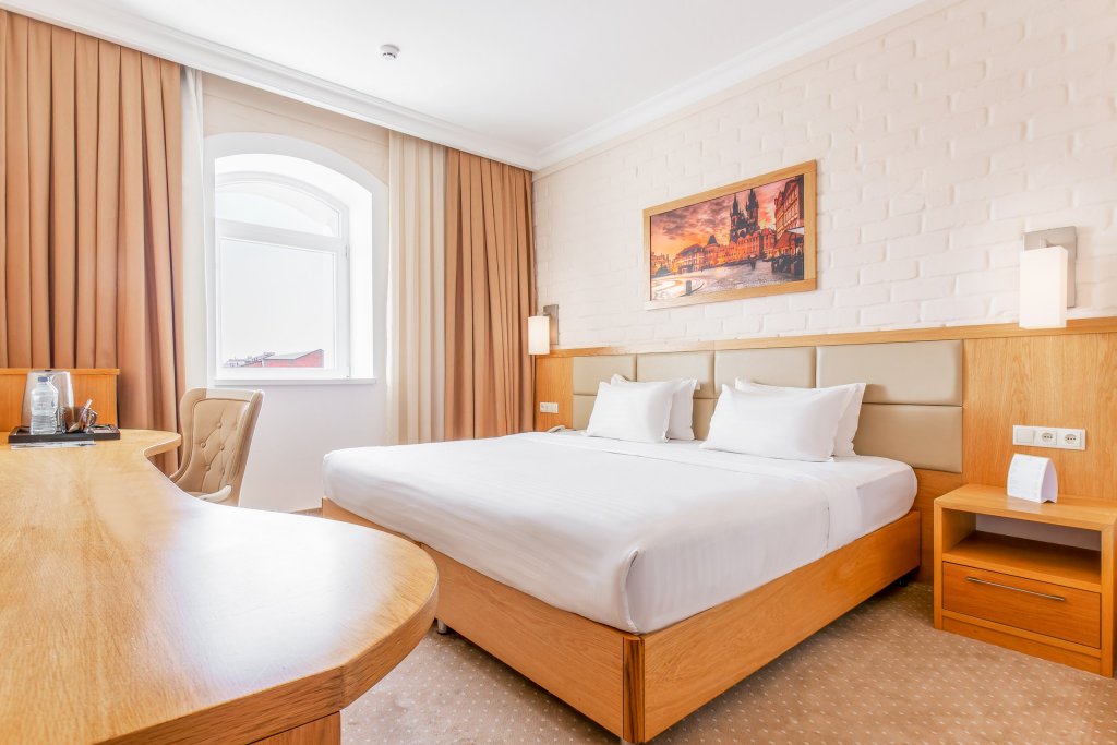 Ташкент: Praga Hotel