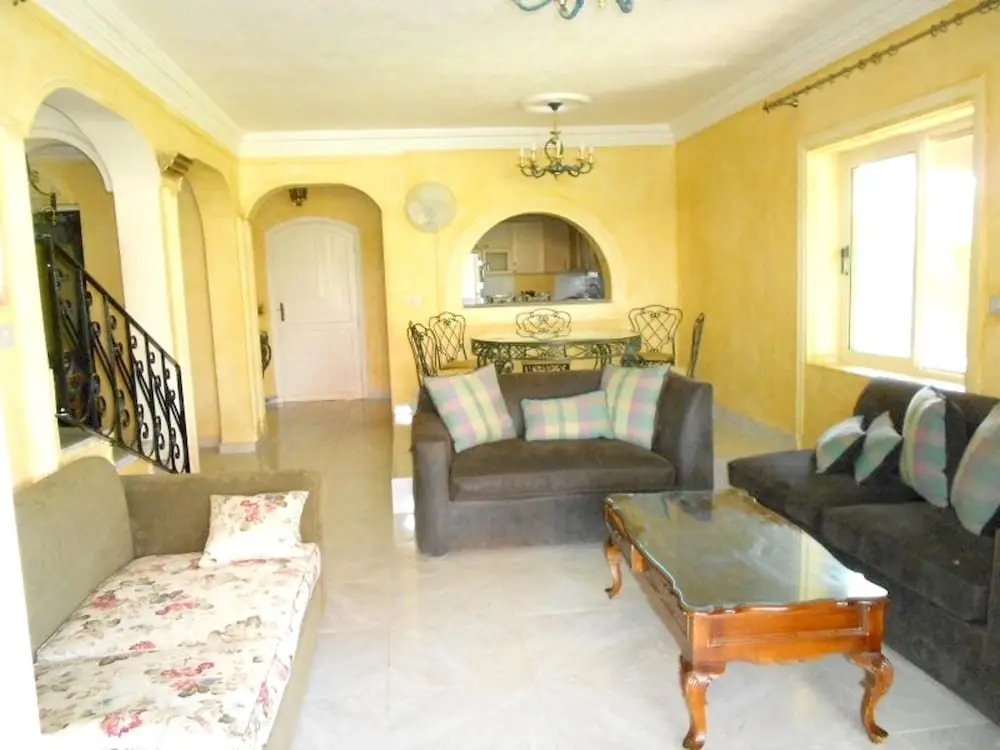 House With 5 Bedrooms in Markaz Al Alamein, With Pool Access, Enclosed — фото 1