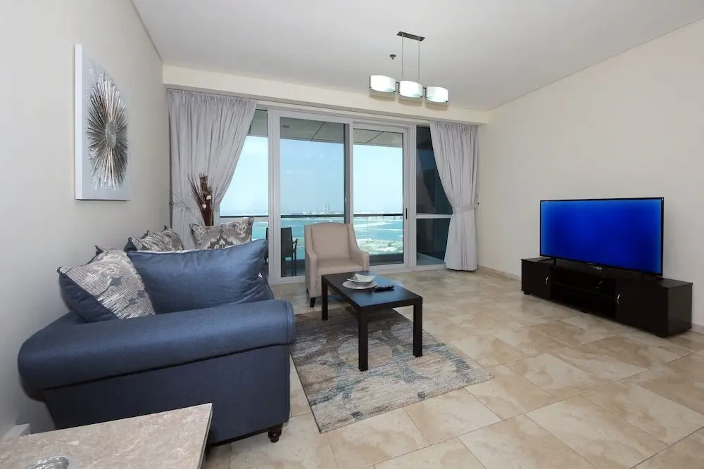 Дубай: New Arabian Holiday Homes - Al Fattan