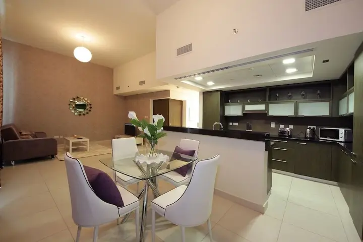 Дубай: New Arabian Holiday Homes - Loft Central