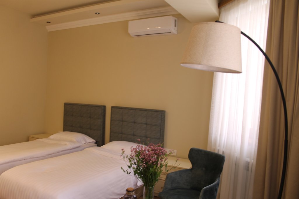 Ереван: Отель A Hotel Yerevan