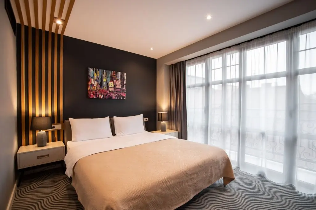 Тбилиси: Отель Silver 39  Corner Hotel