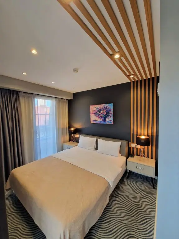 Тбилиси: Отель Silver 39  Corner Hotel