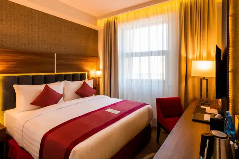 Отель Ramada and Suites by Wyndham Yerevan — фото 1