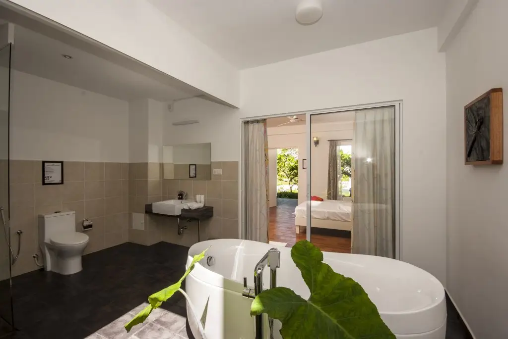 Атолл Лааму: Отель Evexia Beach Collection Laamu