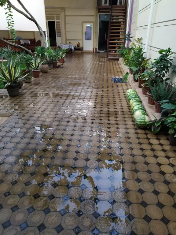 Фергана: Uvaysiy Guest house