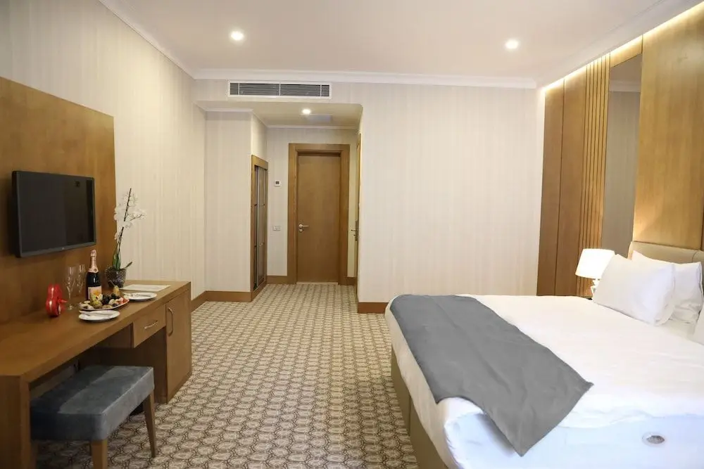 Баку: Madison Hotel Baku