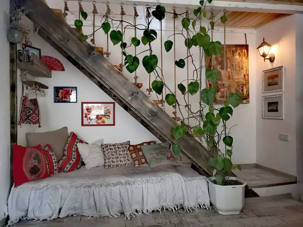 Тбилиси: Апартаменты Helen and David Bird's Nest