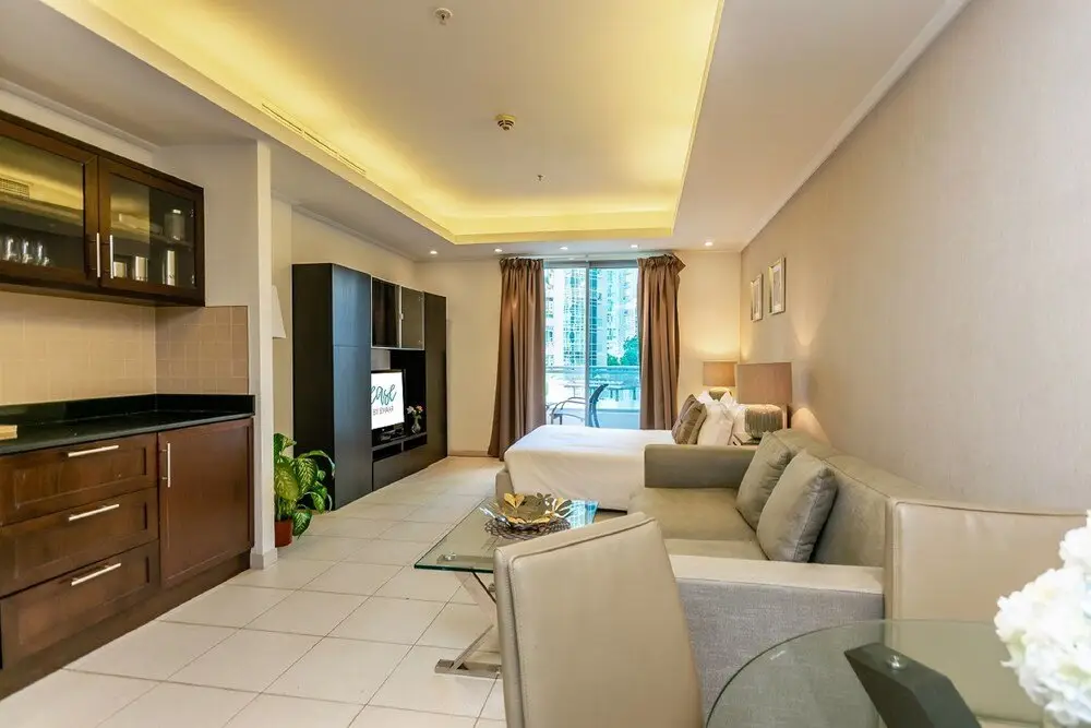 Дубай: Suite [Ease by Emaar] Residences Tower Studio Apartment