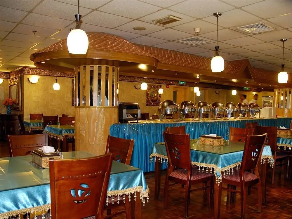 Дубай: Kings Square Hotel