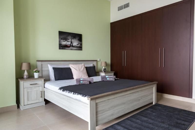 Дубай: Higuests Vacation Homes - Dubai Wharf