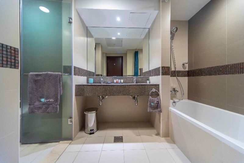 Дубай: Higuests Vacation Homes - Dubai Wharf