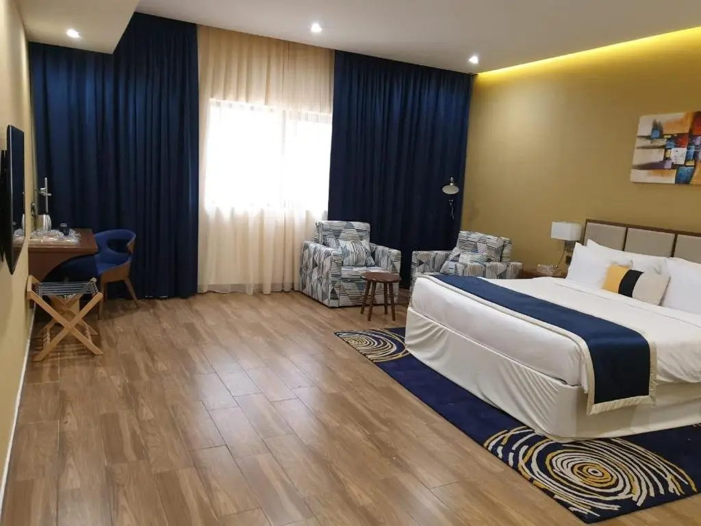 Дубай: Le Wana Hotel