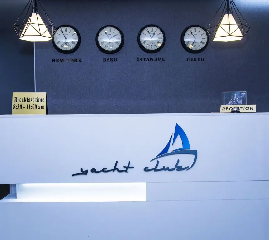 Баку: Отель Yacht Club Blue Sail