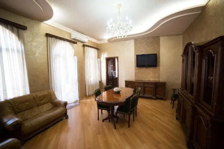Батуми: Апартаменты Era's