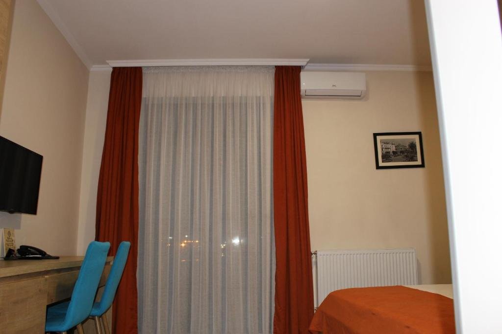 Батуми: Boutique Hotel 32
