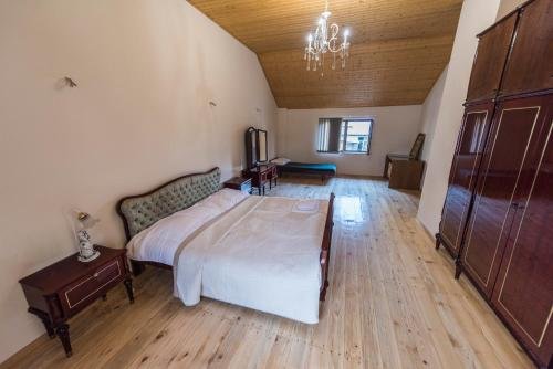 Тбилиси: Guest House Oniashvili 33