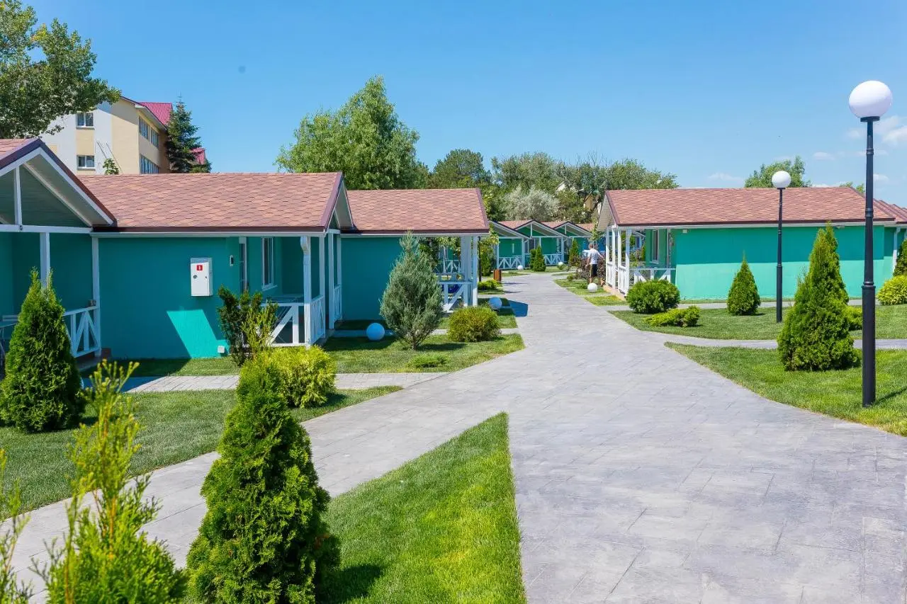Витязево: Дача Del Sol Ultra All inclusive in Miracleon