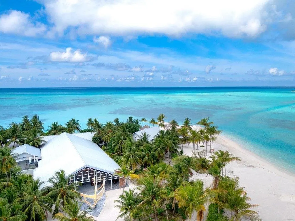 Атолл Лааму: Курортный Отель Rahaa Resort