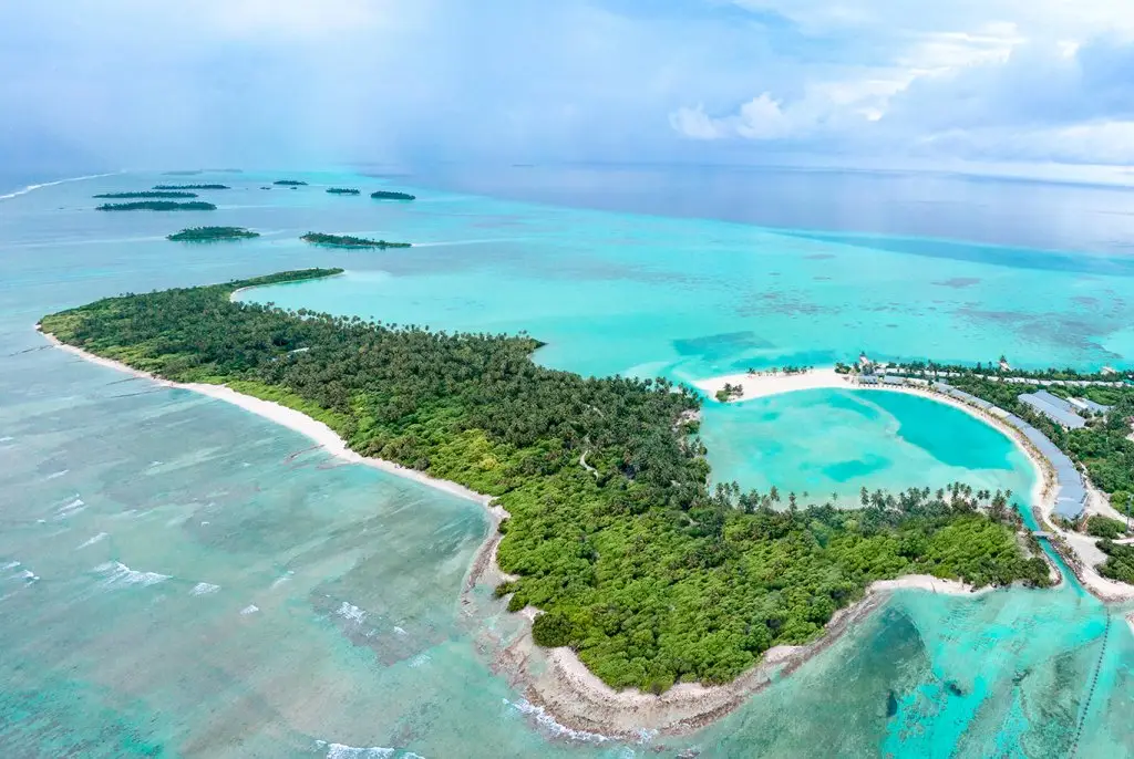 Атолл Лааму: Курортный Отель Rahaa Resort