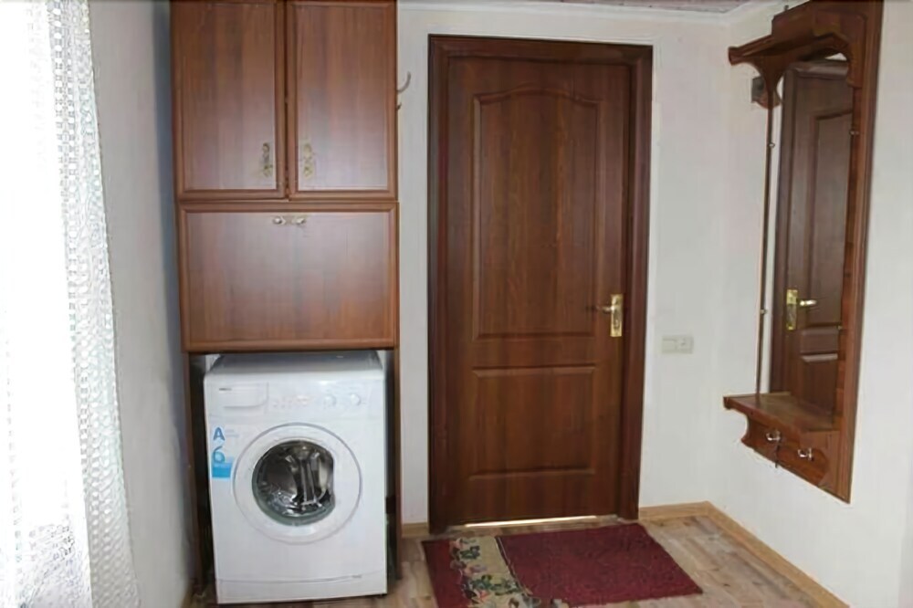 Кобулети: Nazibrola's Guest House