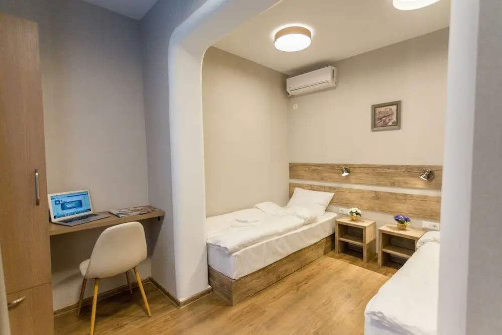 Тбилиси: Falcon Apartments - 300 Aragveli