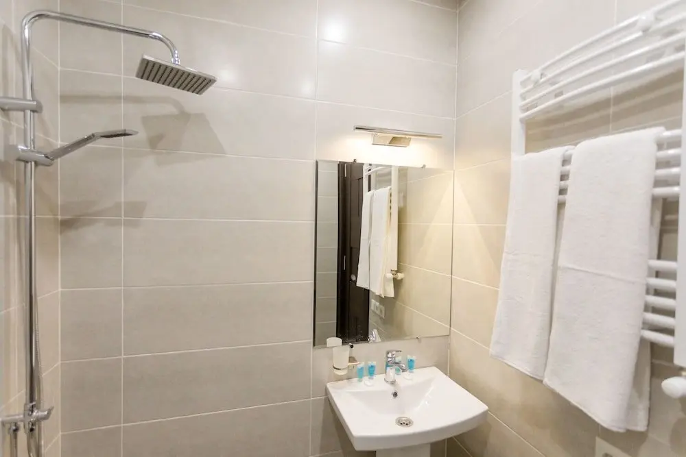 Тбилиси: Falcon Apartments - 300 Aragveli