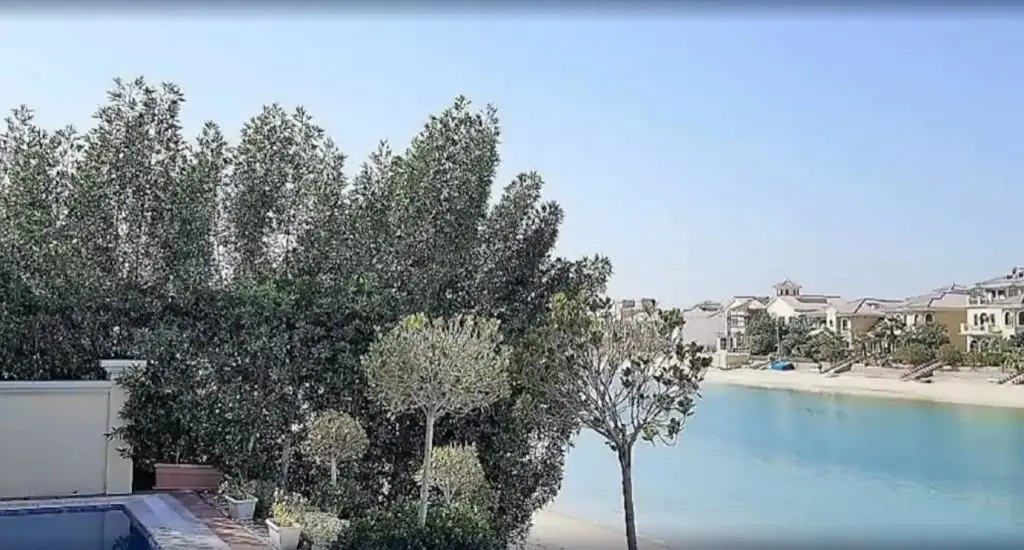 Дубай: Palm Jumeirah M Villa 14