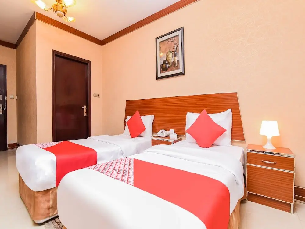 Дубай: Oyo 180 Evin Hotel