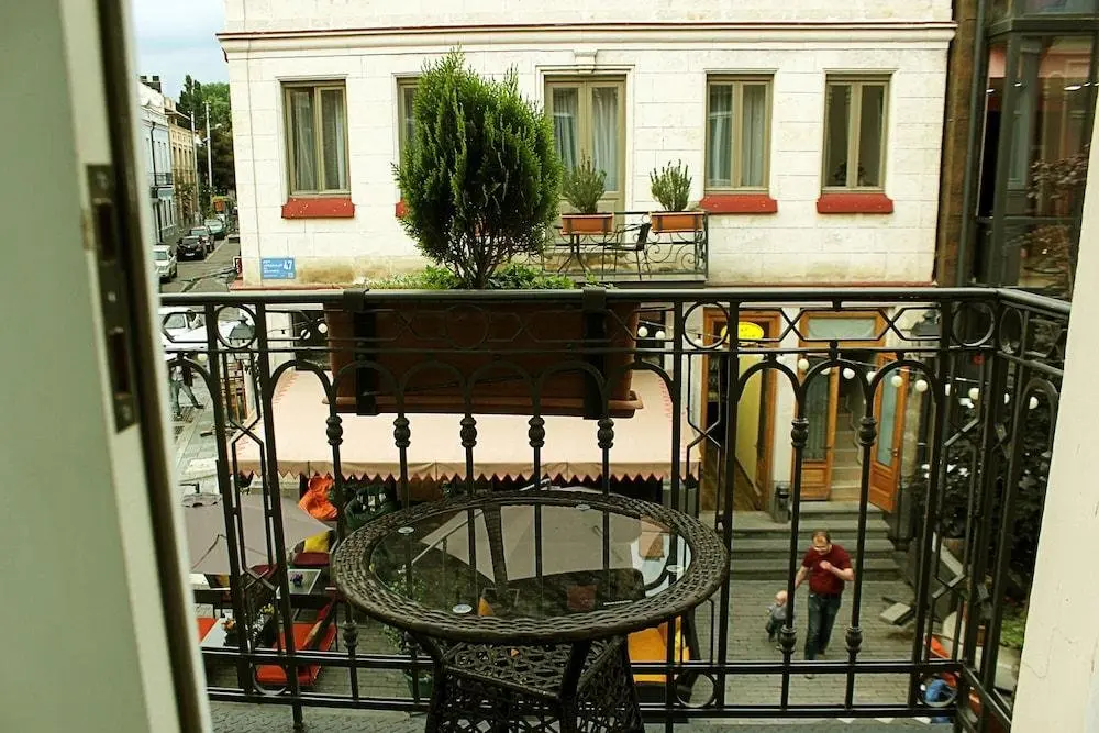 Тбилиси: Отель Old Tbilisi Rooms 38