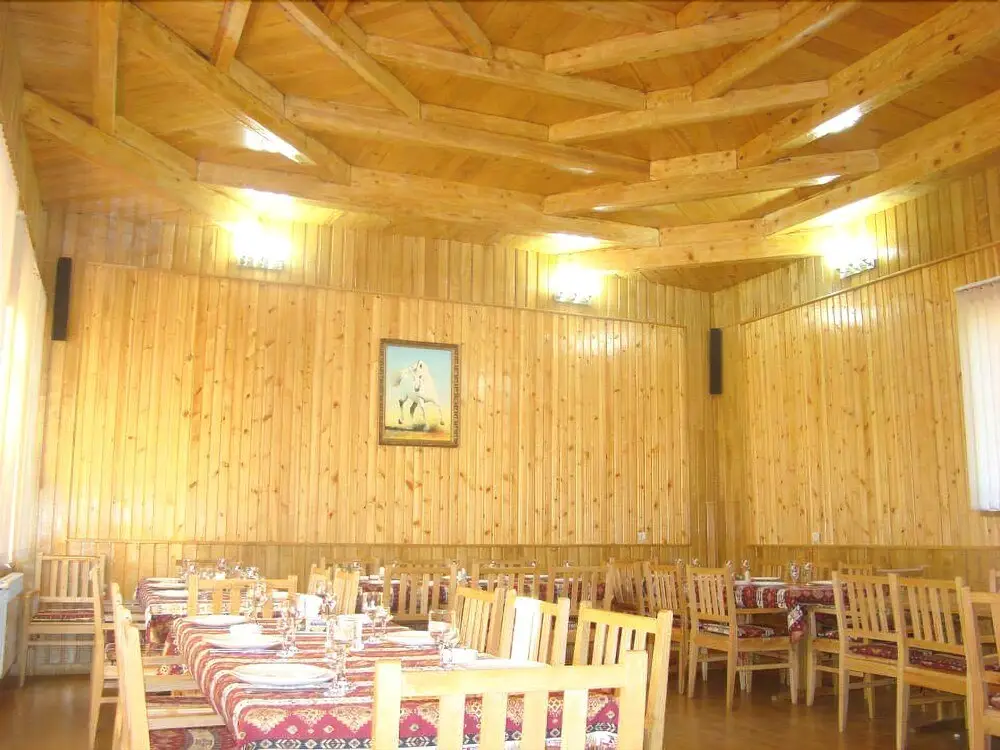 Мартуни: Siro Kenats