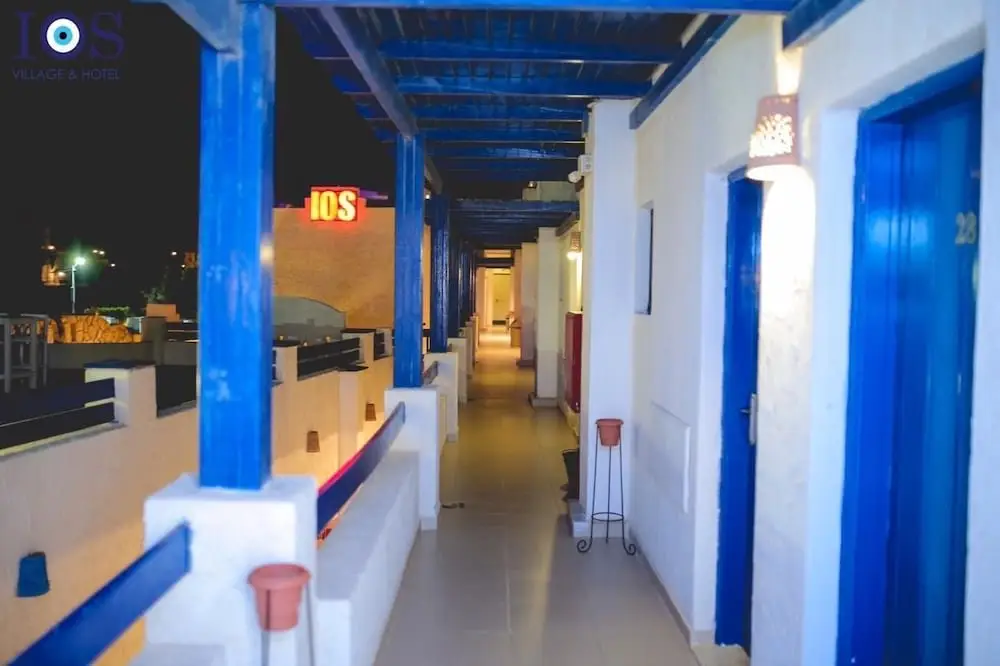 Эль-Аламейн: IOS Village