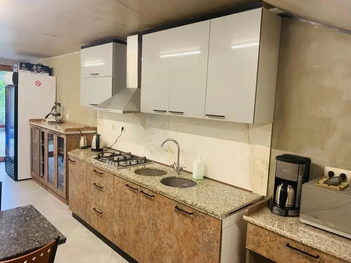 Батуми: R And M Hotel