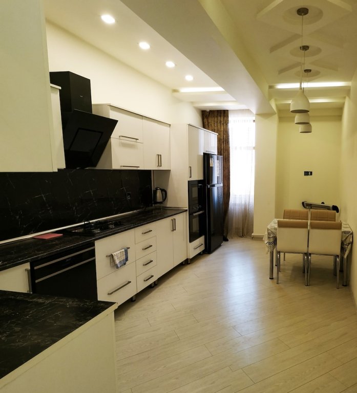 Баку: Bakuvi Tourist Apartment B236