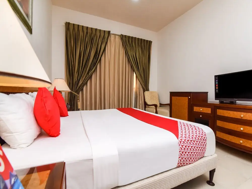 Шарджа: Oyo 247 Host Palace Hotel Apartment