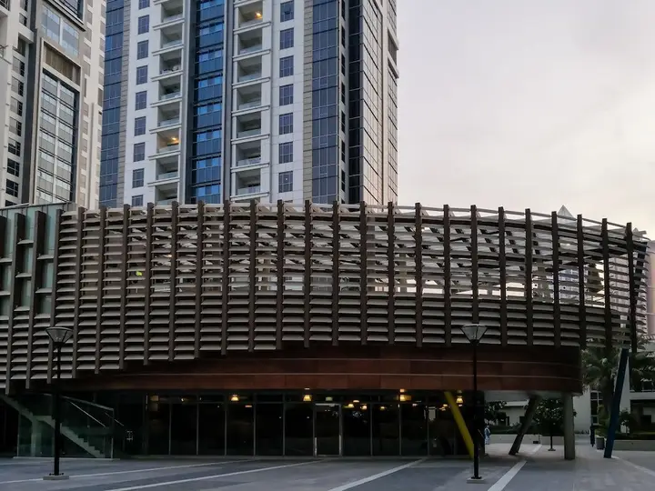 Дубай: Higuests Vacation Homes - Executive Tower