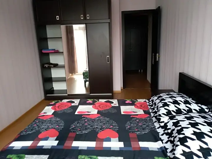 Тбилиси: Апартаменты Duplex200