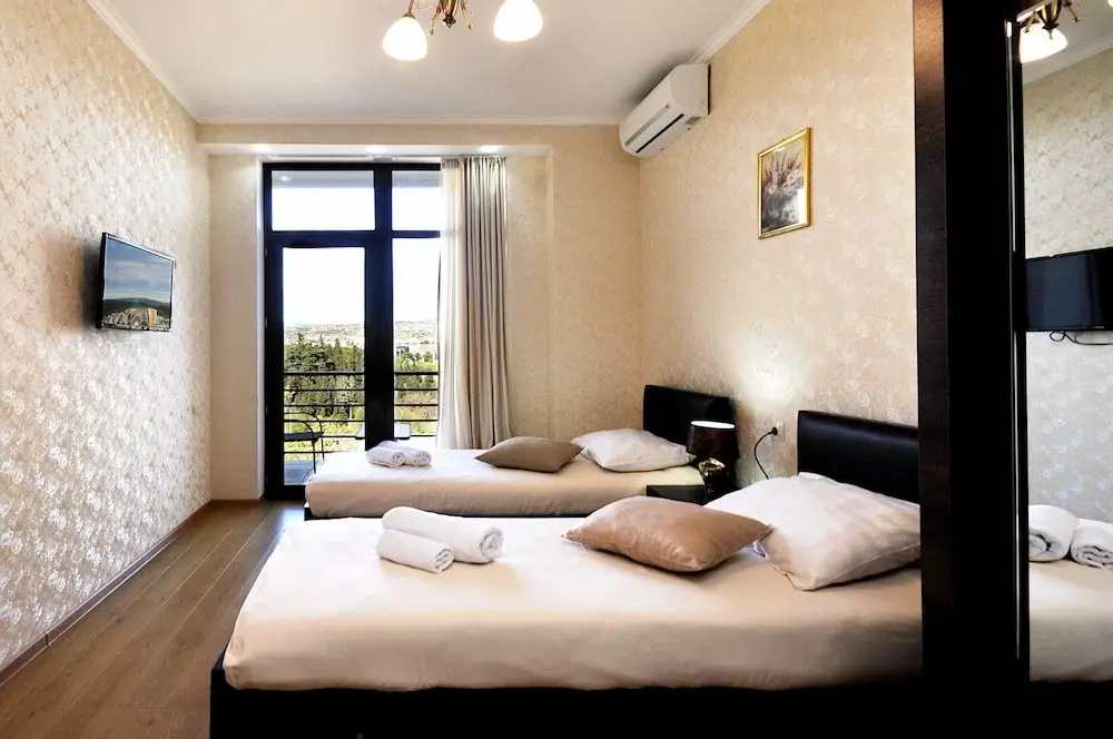 Тбилиси: Hotel Giorgi by SAME