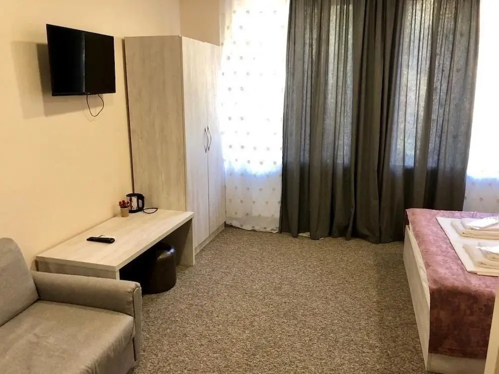 Тбилиси: Hotel Leo Palace Tbilisi