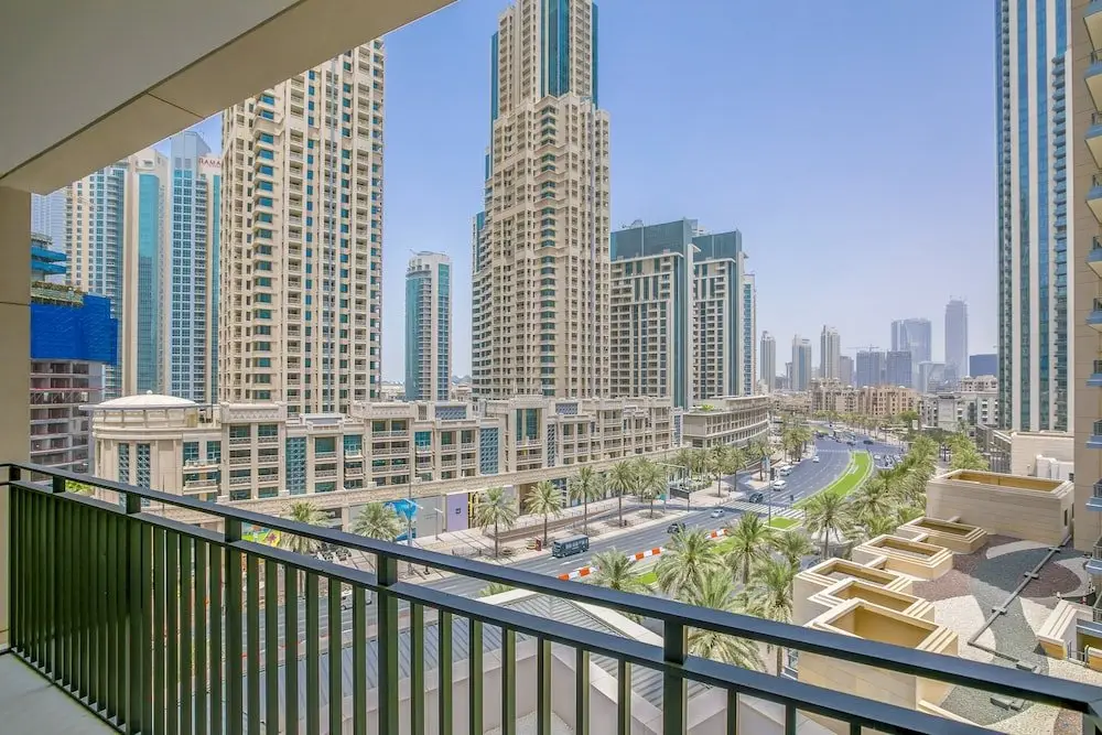 Дубай: Driven Holiday Homes- Crescent Boulevard