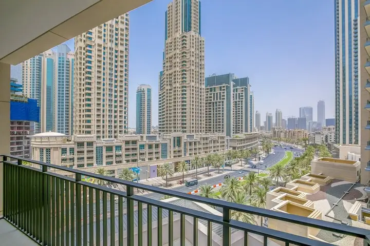 Дубай: Driven Holiday Homes- Crescent Boulevard