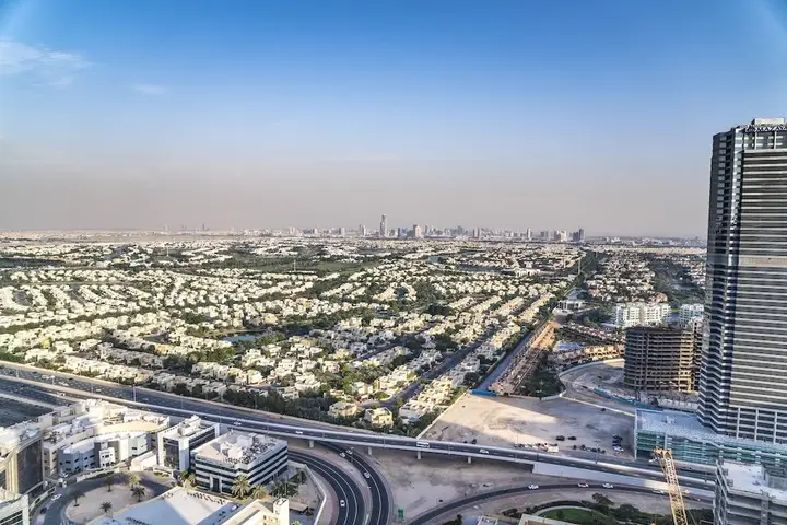 Дубай: Airbetter Arch Tower Jlt