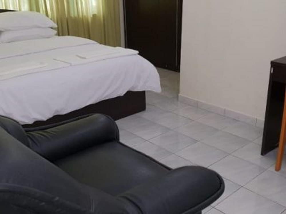 Атолл Гнавийани: Fuvahmulah Inn