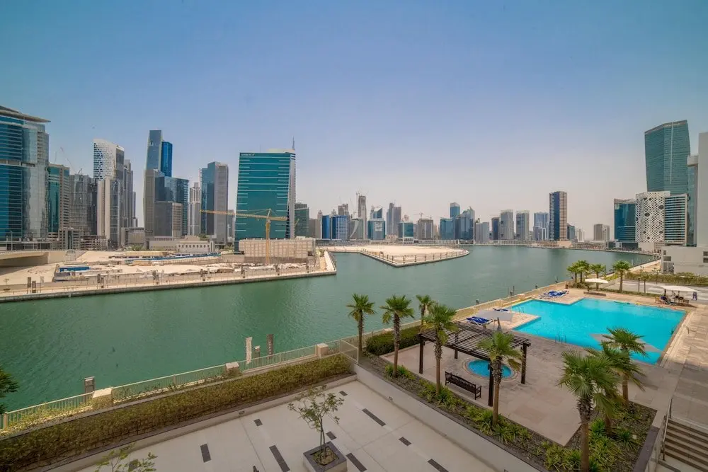 Дубай: Bnbme - Churchill Towers 1 Bedroom Canal View