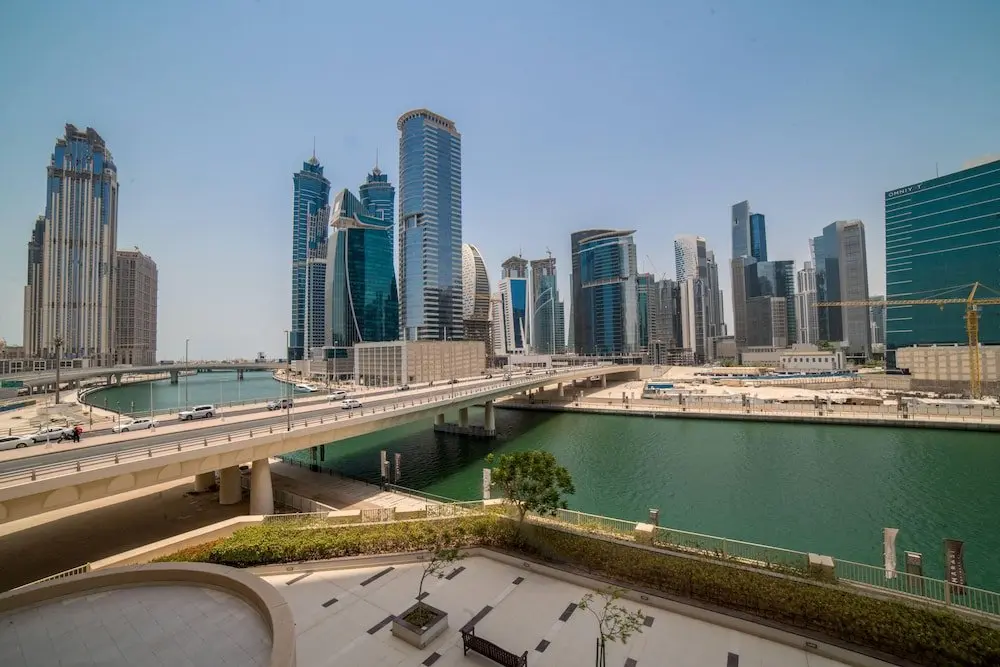 Дубай: Bnbme - Churchill Towers 1 Bedroom Canal View
