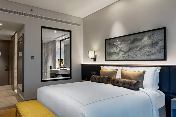 Дубай: Taj Jumeirah Lakes Towers